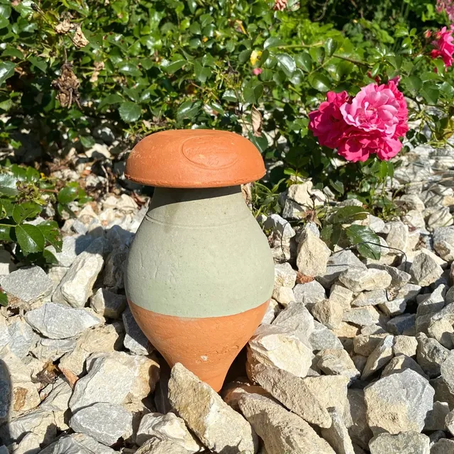 poterie-jamet-ollas-planter-0-5-l-olla-c-ramique-vert-mat image 1