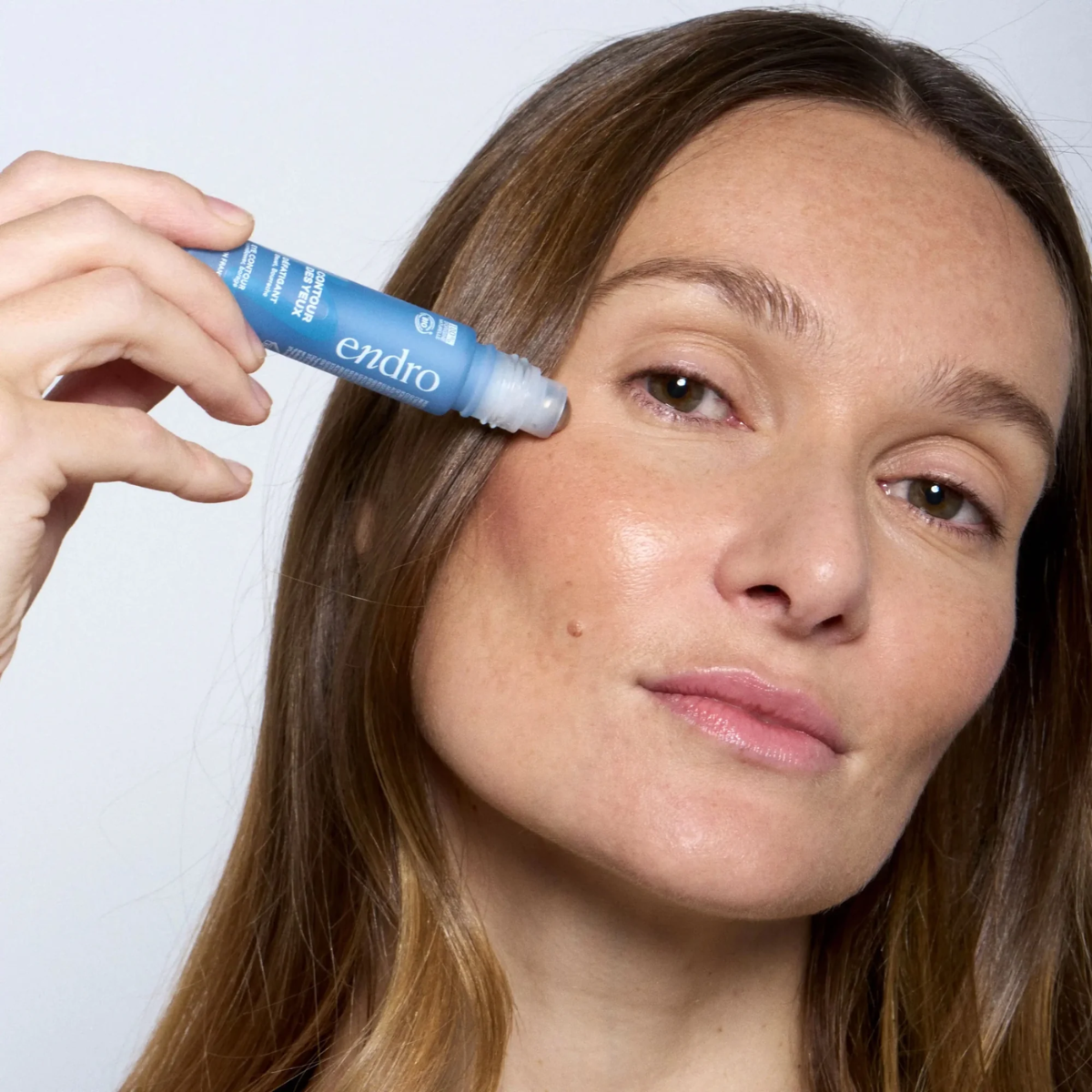 endro-contour-des-yeux-roll-on-bleuet-bio image 3
