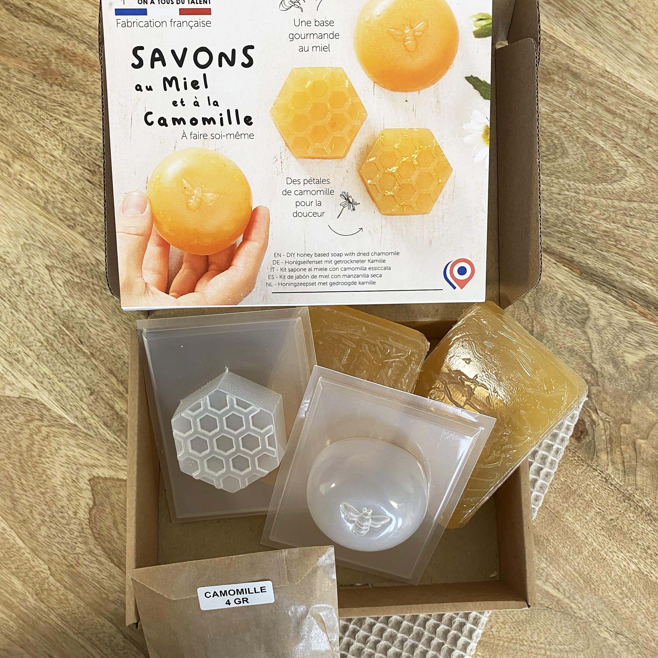 graine-cr-ative-diy-coffret-savons-miel-camomille image 2