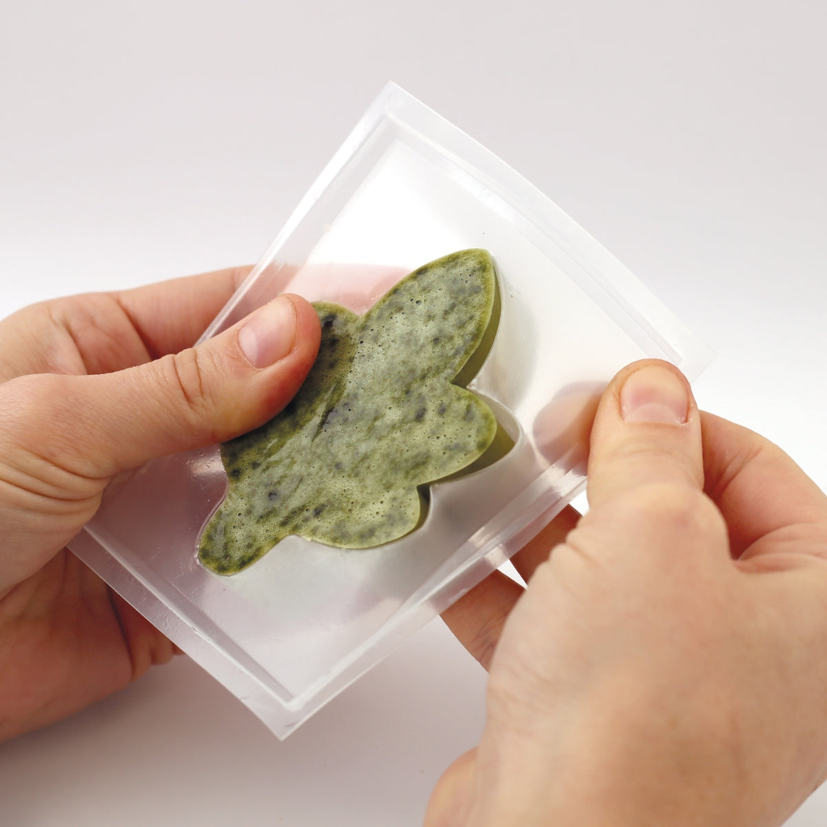 kit-diy-coffret-au-moringa-savon-solide-200-g image 5