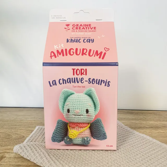 graine-cr-ative-kit-amigurumi-chauve-souris-kit-crochet-13-cm-coton image 1