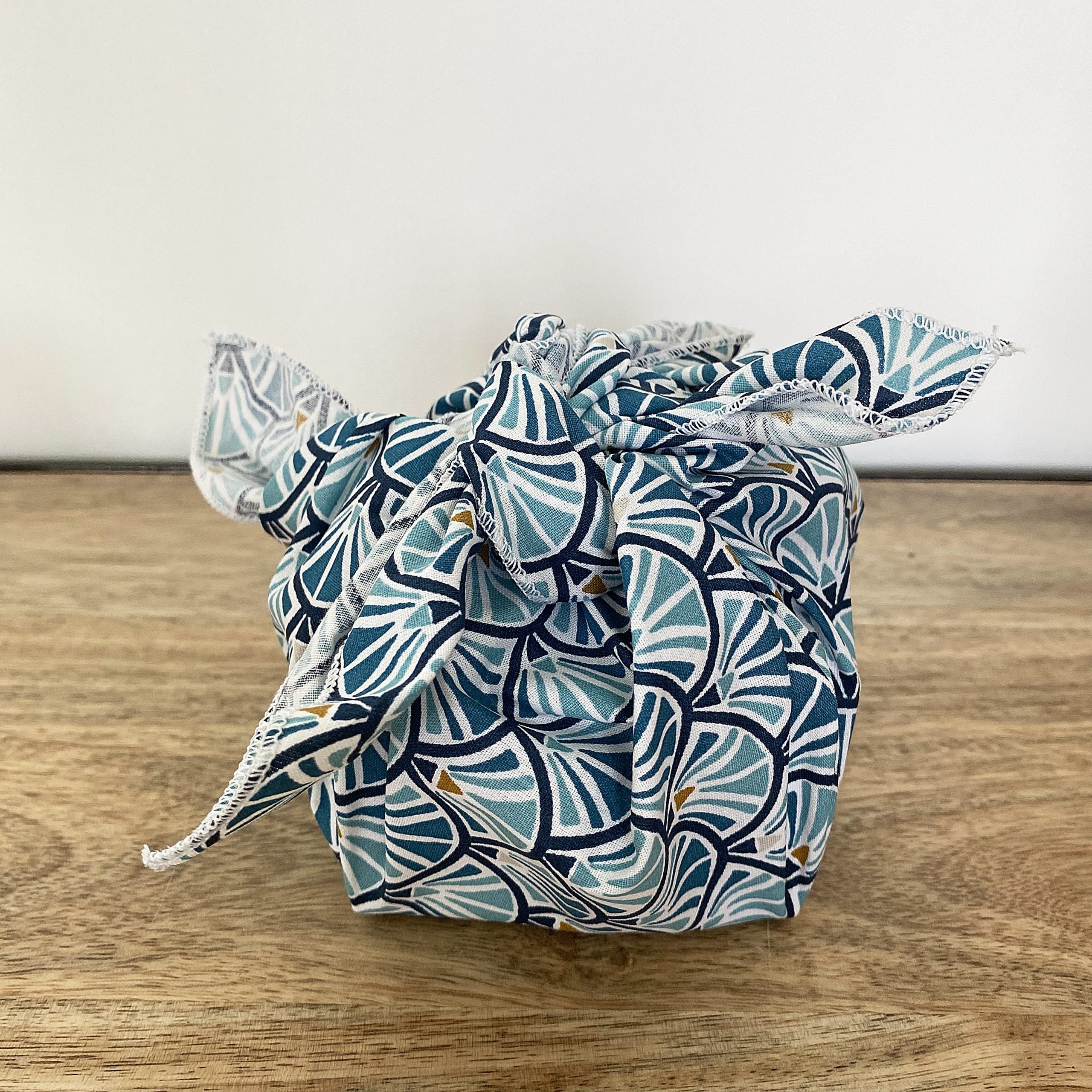 mes-courses-en-vrac-furoshiki-emballage-tissu-50x50-cm-motif image 1