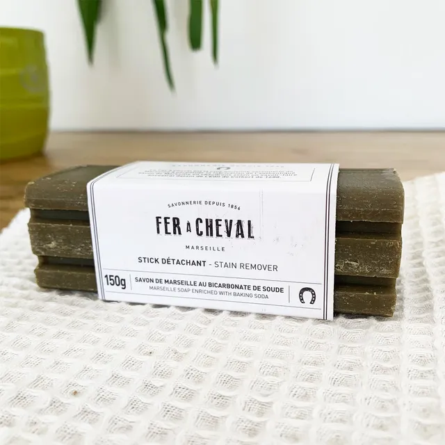 fer-cheval-stick-d-tachant-bicarbonate-savon-150g image 1