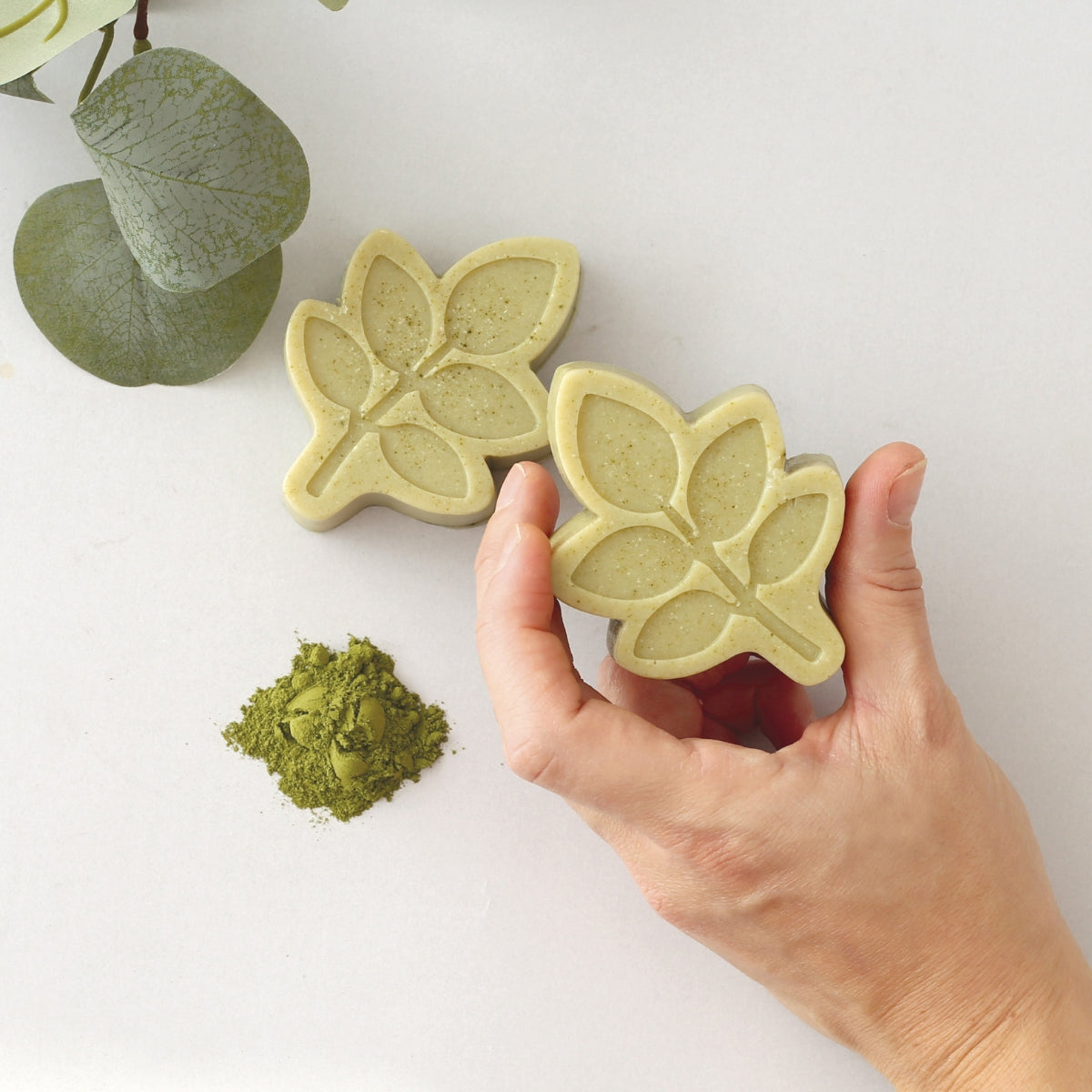kit-diy-coffret-au-moringa-savon-solide-200-g image 2