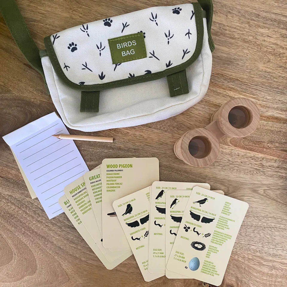 esschert-design-sac-explorateur-oiseaux-jumelles-bois-enfant image 1