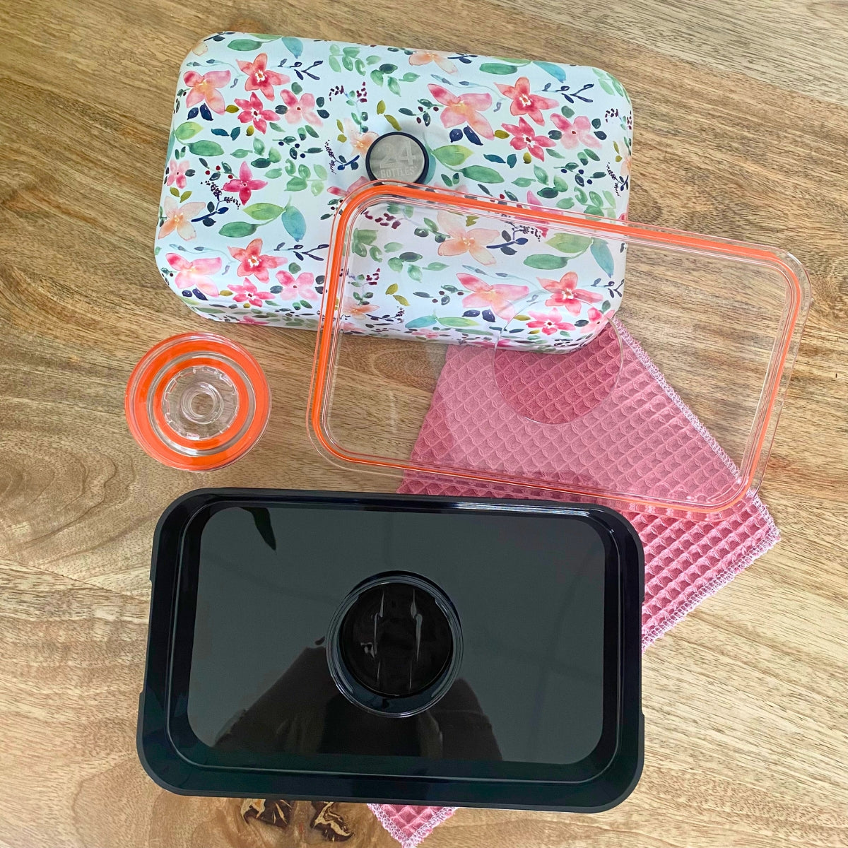 monbento-little-buds-fleurie-lunch-box-tanche image 3