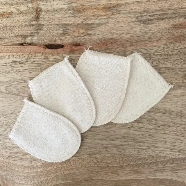 lot-4-mini-gants-d-maquillants-coton-bio-lavables image 1