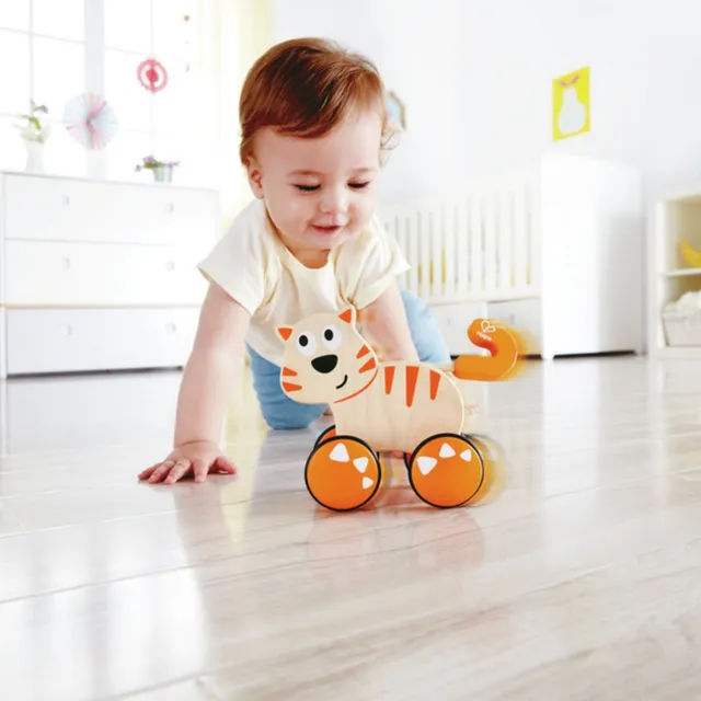 hape-jouet-en-bois-promener-chat-trotteur-d-s-12-mois image 1