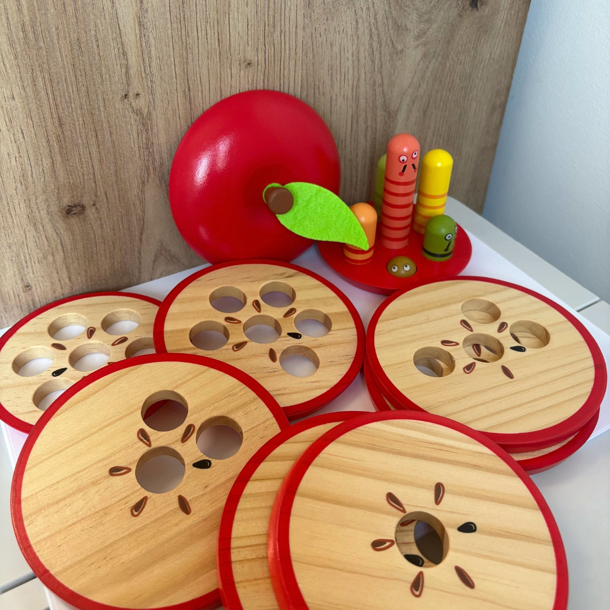 smallfoot-pomme-et-vers-encastrer-bois-d-s-3-ans image 5
