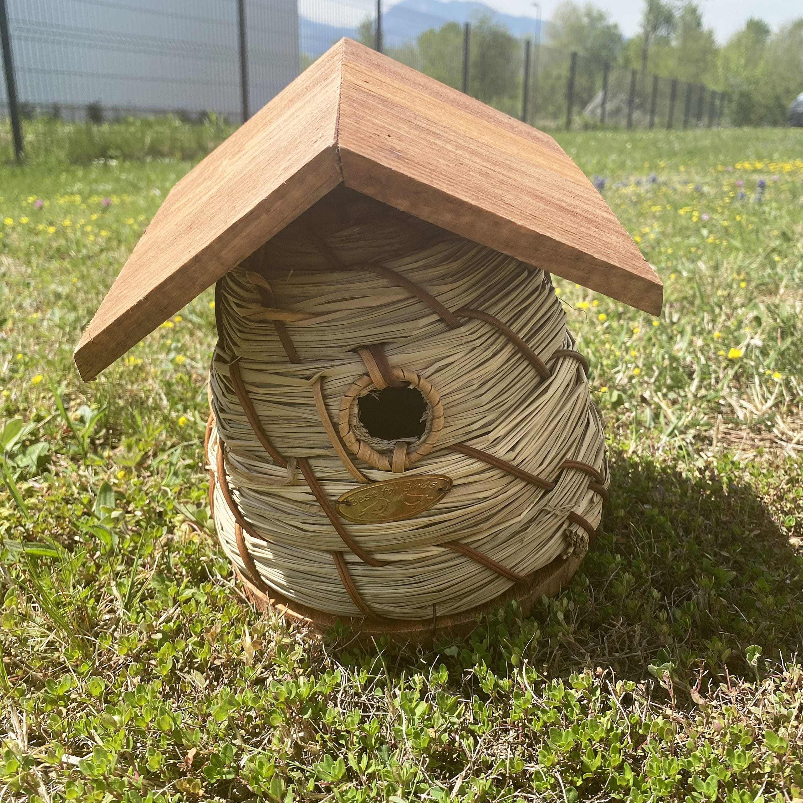 mes-courses-en-vrac-nichoir-ruche-oiseaux-bois-m-sange-bleue image 1