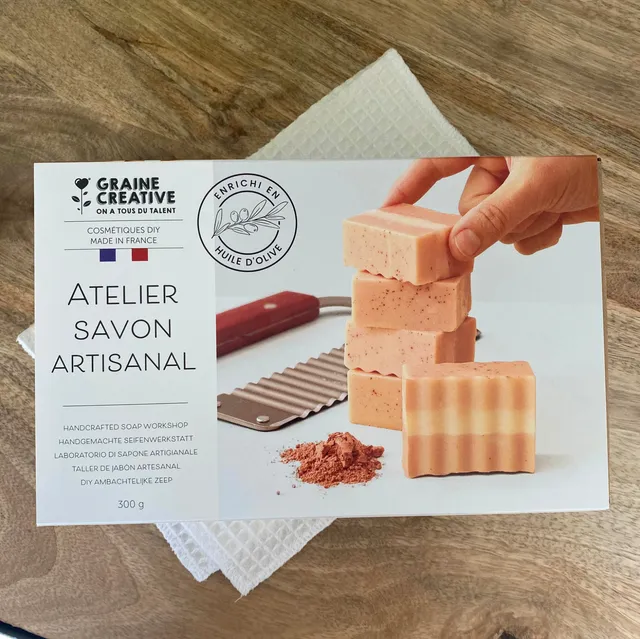 mes-courses-en-vrac-kit-diy-coffret-savon-artisanal-argile-rose image 1