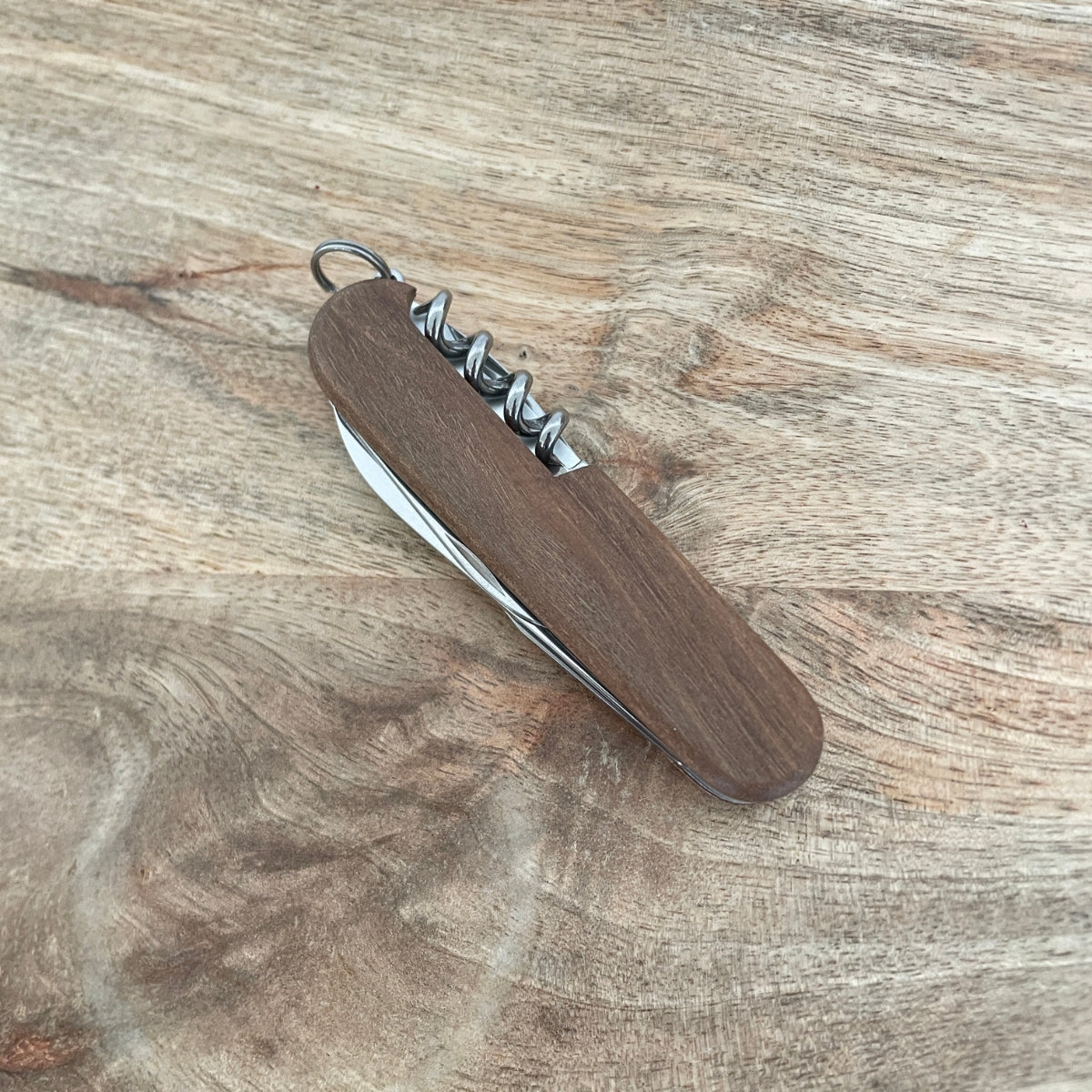 victorinox-spartan-wood-couteau-suisse-bois-91-mm image 4
