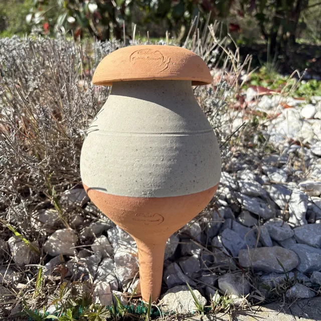 ollas-planter-1-5-l-olla-arrosage-c-ramique-vert-mat image 1