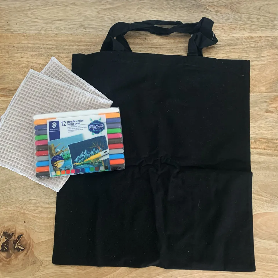 mes-courses-en-vrac-kit-tote-bag-noir-customiser-12-feutres image 1