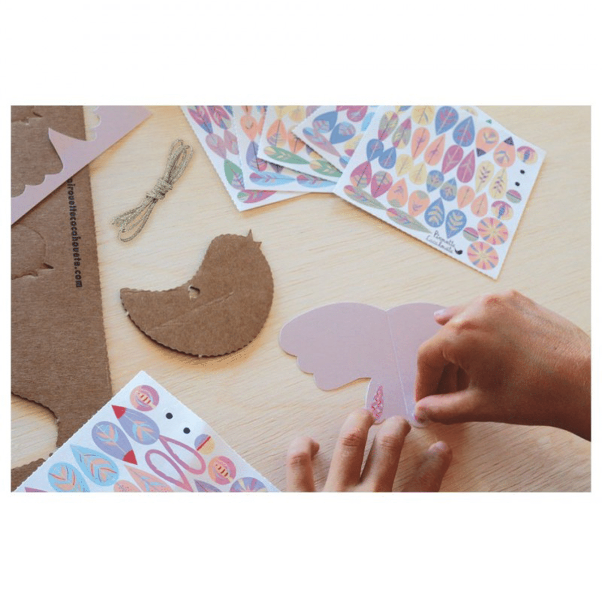 kit-cr-atif-6-oiseaux-po-tiques-carton-d-co-suspendre-enfant-france image 3