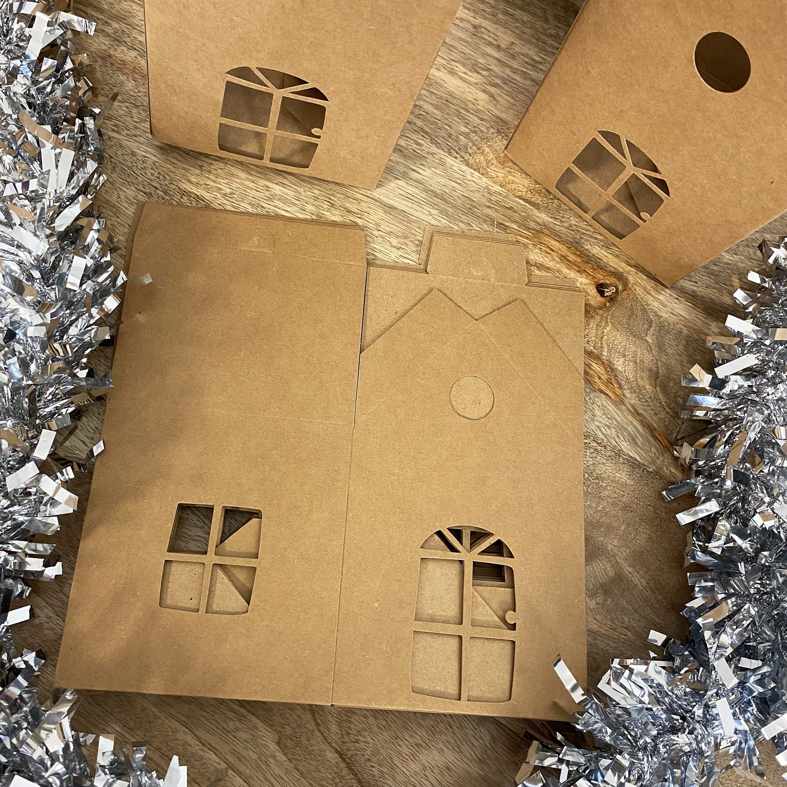 kit-cr-atif-village-6-maisonnettes-kraft-carton image 4