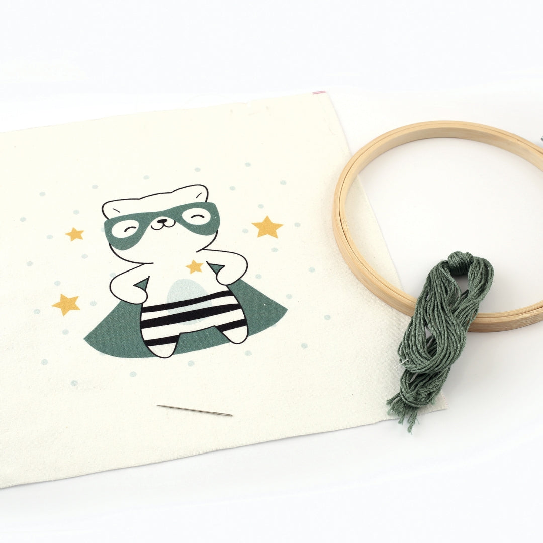 graine-cr-ative-chat-masqu-kit-broderie-tambour-15-cm image 2