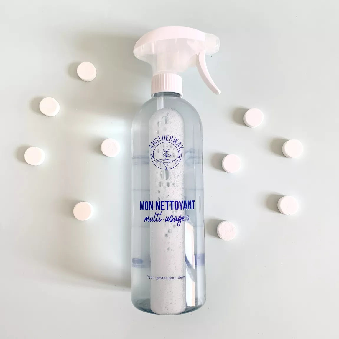anotherway-bouteille-spray-rechargeable-750-ml-plastique-recycl image 1