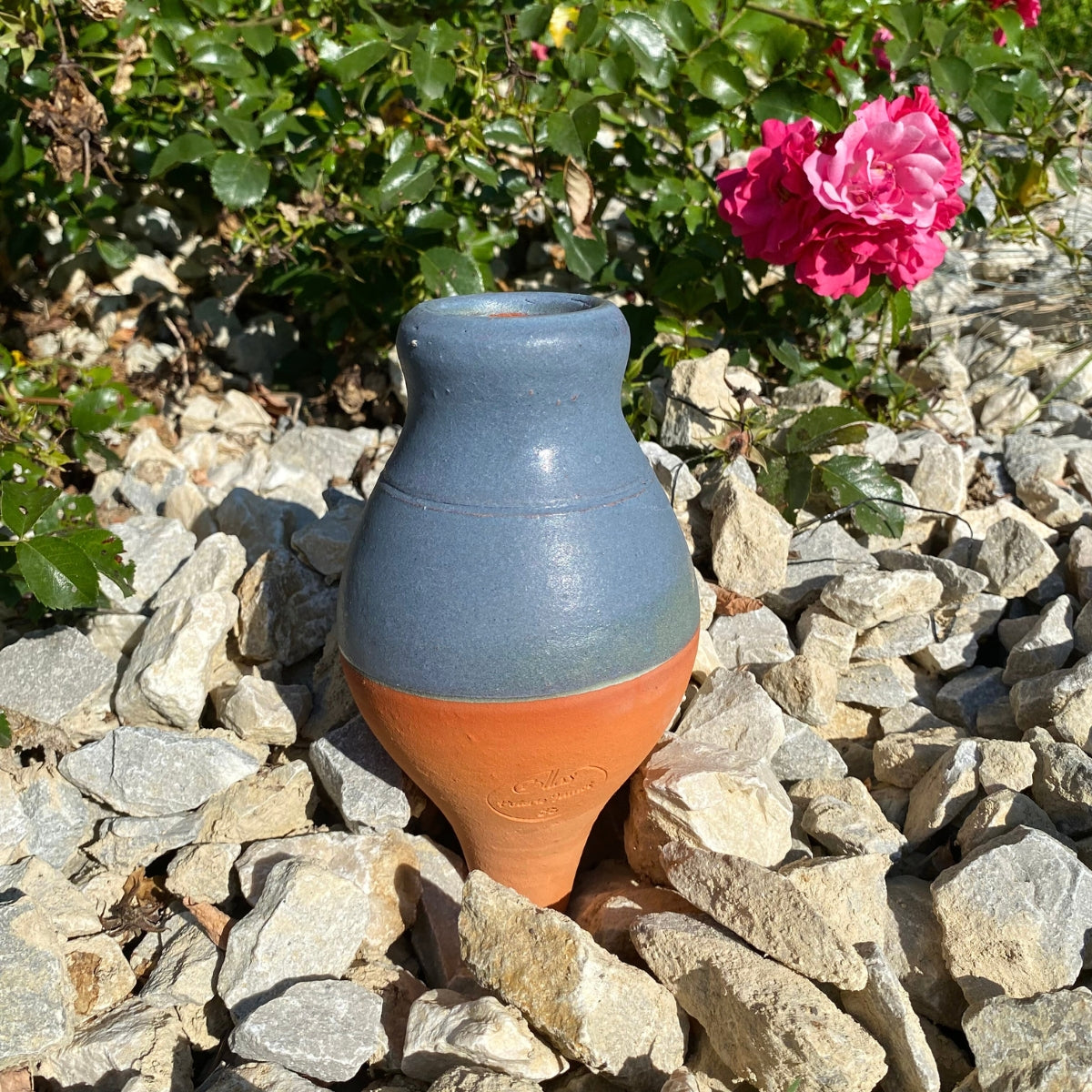 jamet-olla-planter-c-ramique-bleue-maill-e-0-5-l image 3
