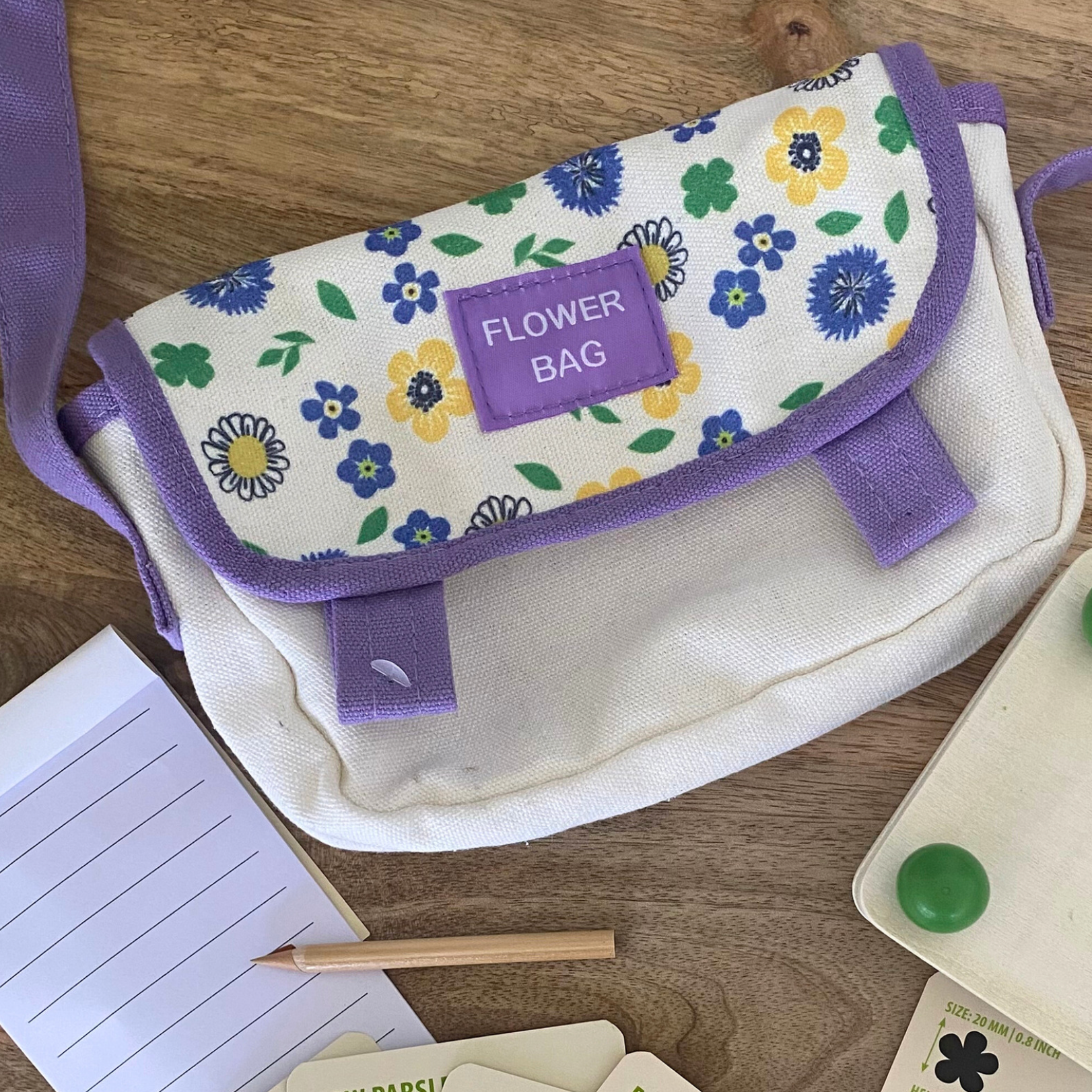 esschert-design-sac-explorateur-fleurs-enfant-presse image 3