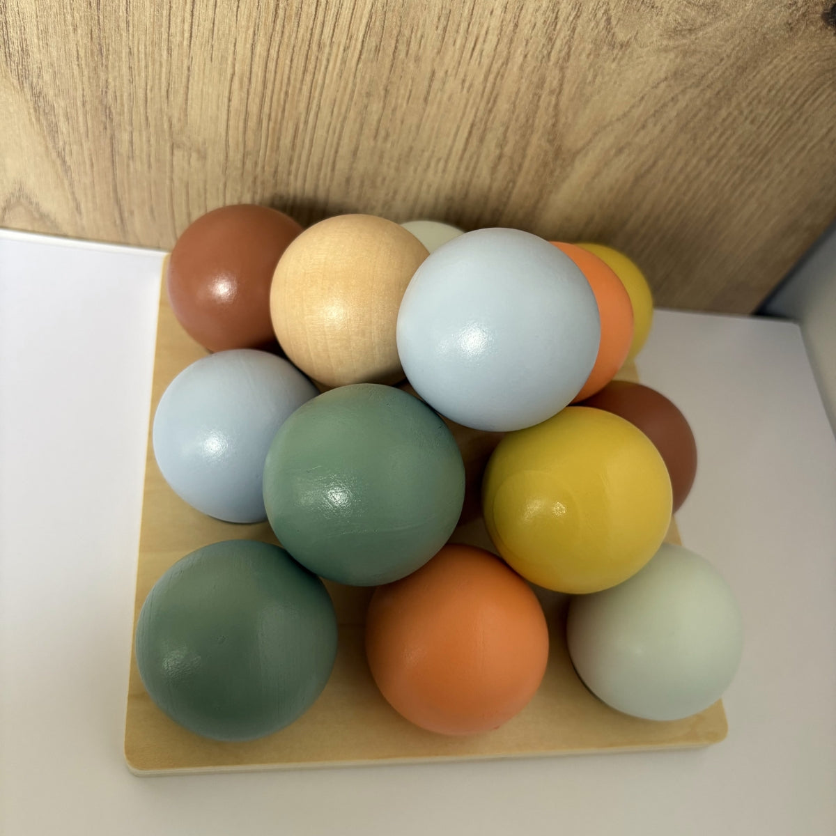 smallfoot-jeu-veil-bois-tri-montessori-boules-color-es image 4