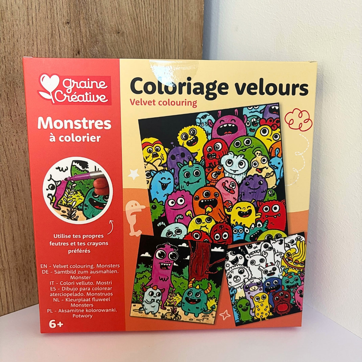 mes-courses-en-vrac-dessins-et-coloriages-monstres-coloriage-velours-enfants image 1