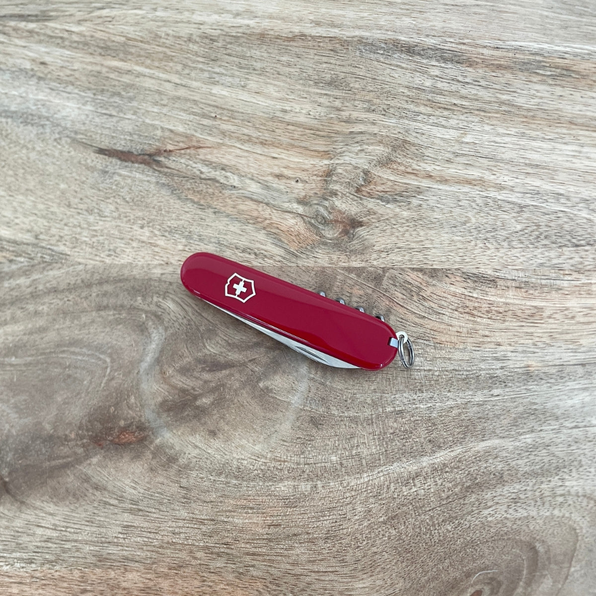 victorinox-waiter-rouge-couteau-suisse-tire-bouchon-compact image 3