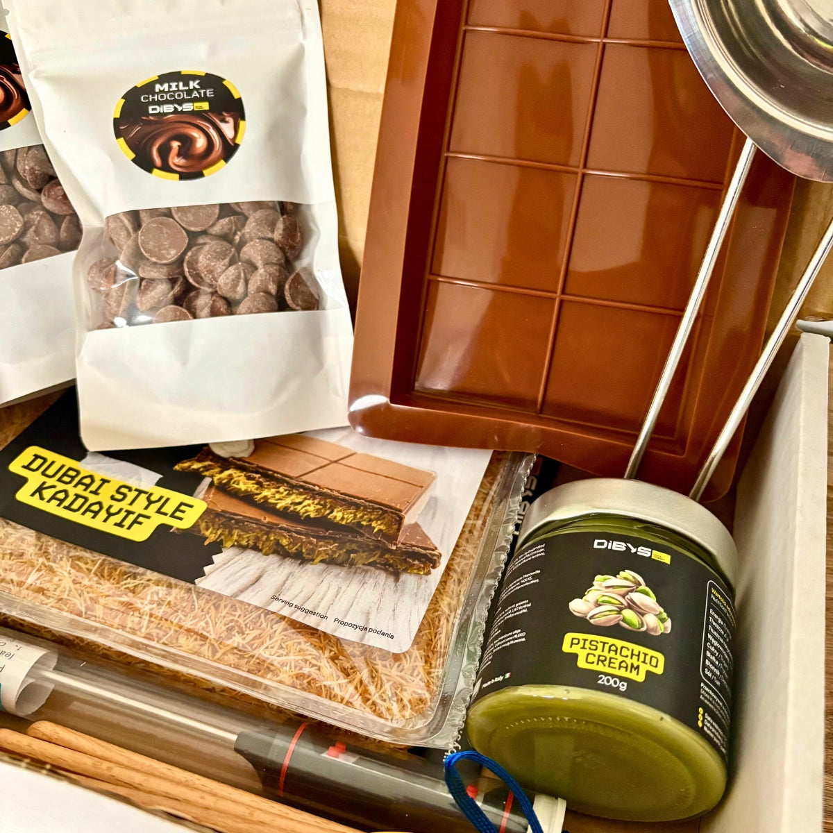 kit-cuisine-coffret-diy-tablette-chocolat-duba-pistache image 3
