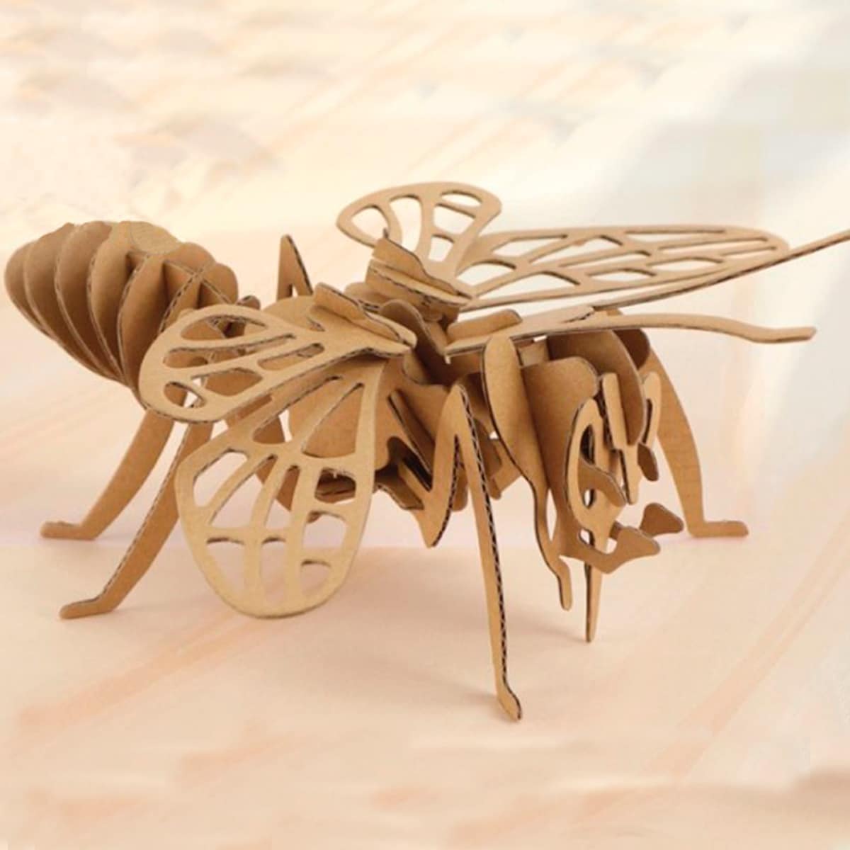 mes-courses-en-vrac-maquette-abeille-3d-carton-23cm image 1