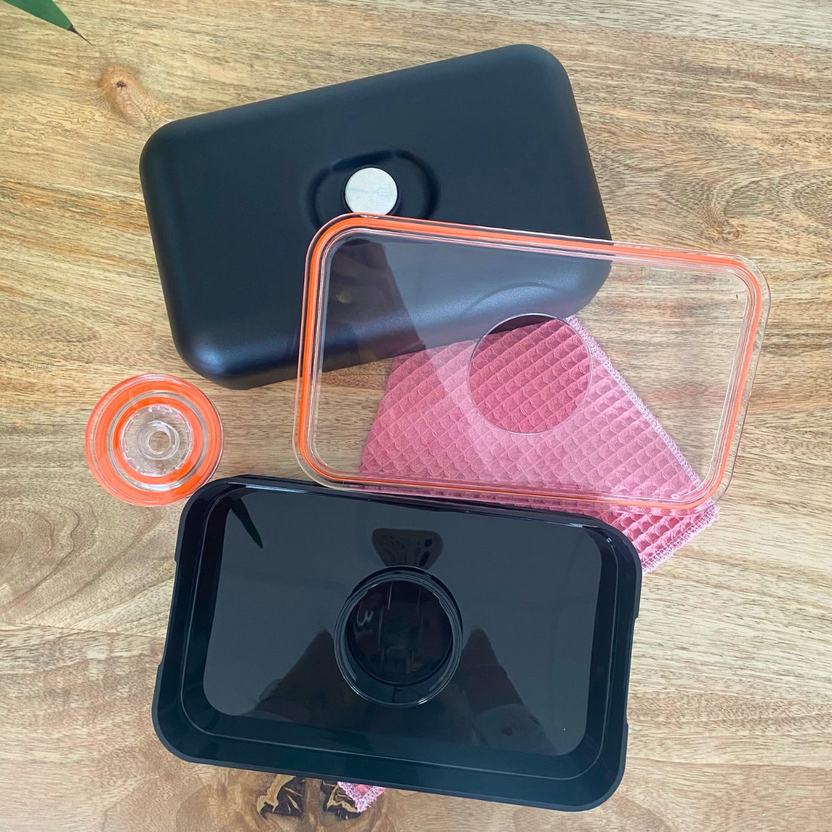 monbento-lunch-box-unie-noire-bo-te-repas-herm-tique image 3