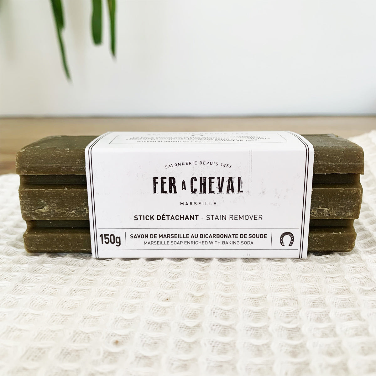 fer-cheval-stick-d-tachant-bicarbonate-savon-150g image 2