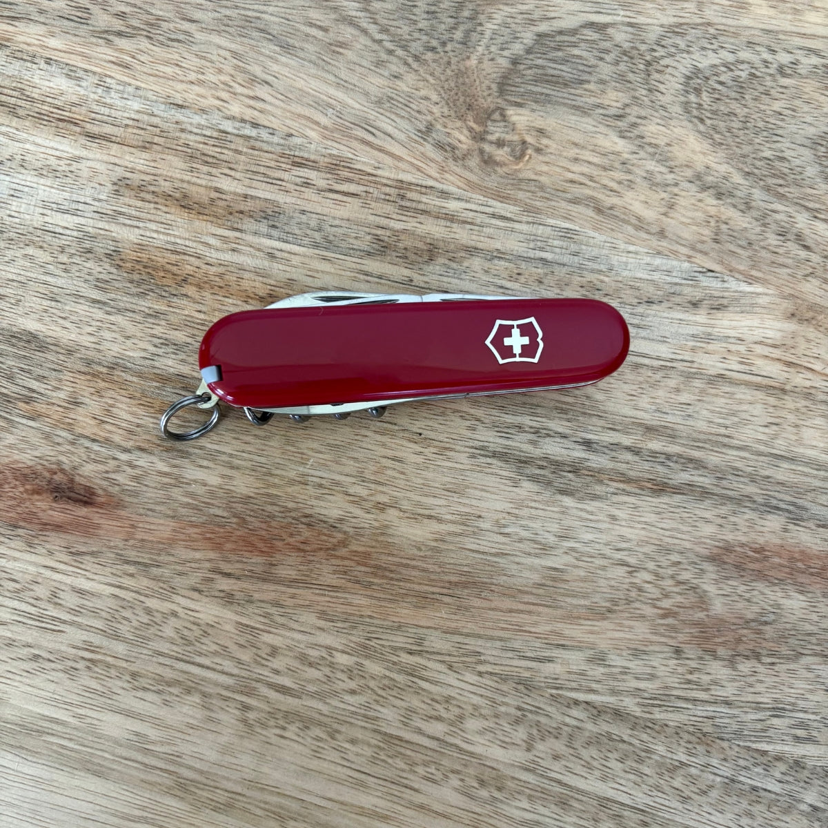 victorinox-sportsman-couteau-suisse-13-fonctions-84-mm image 4