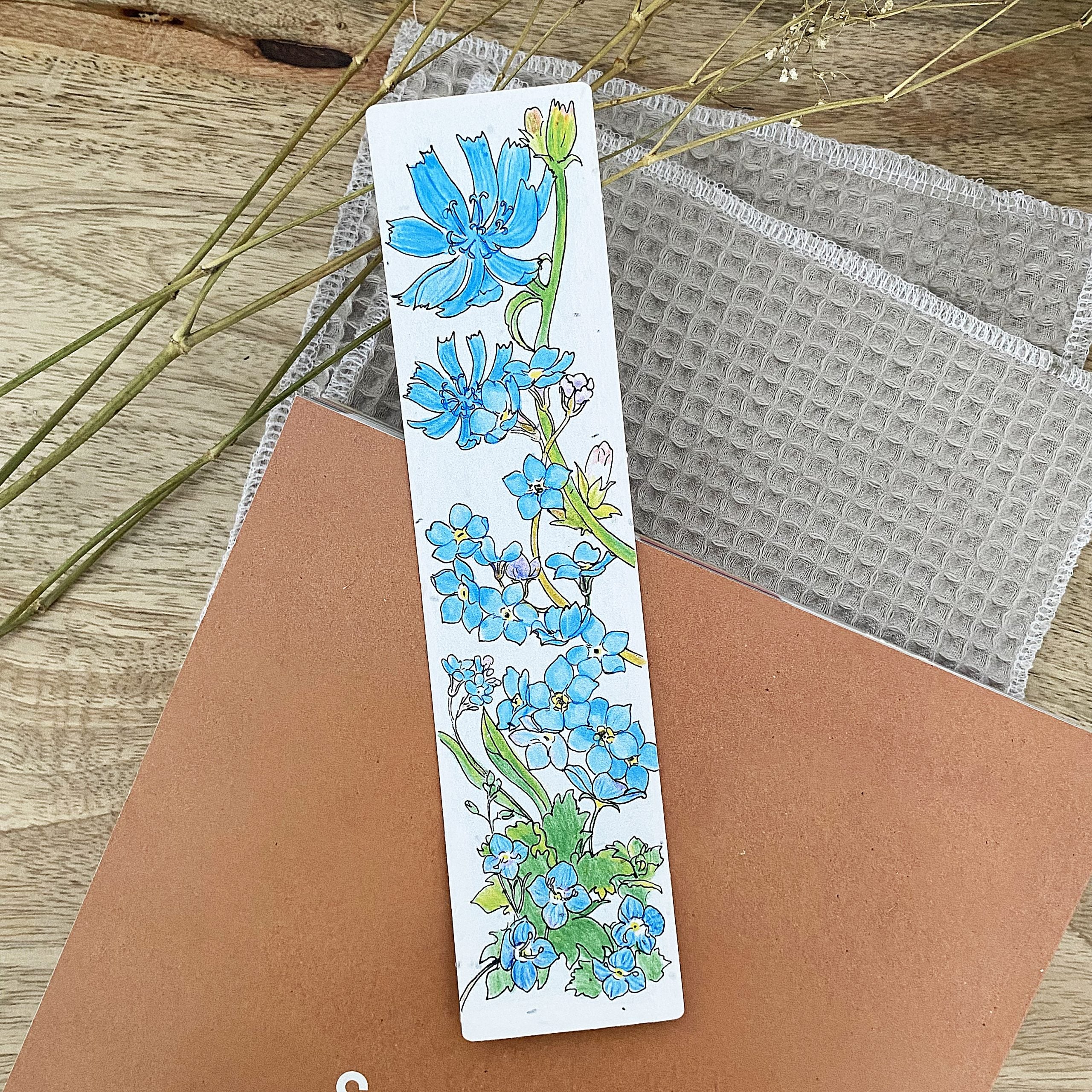 growing-paper-marque-page-ensemenc-bleu-fleurs-champs image 1