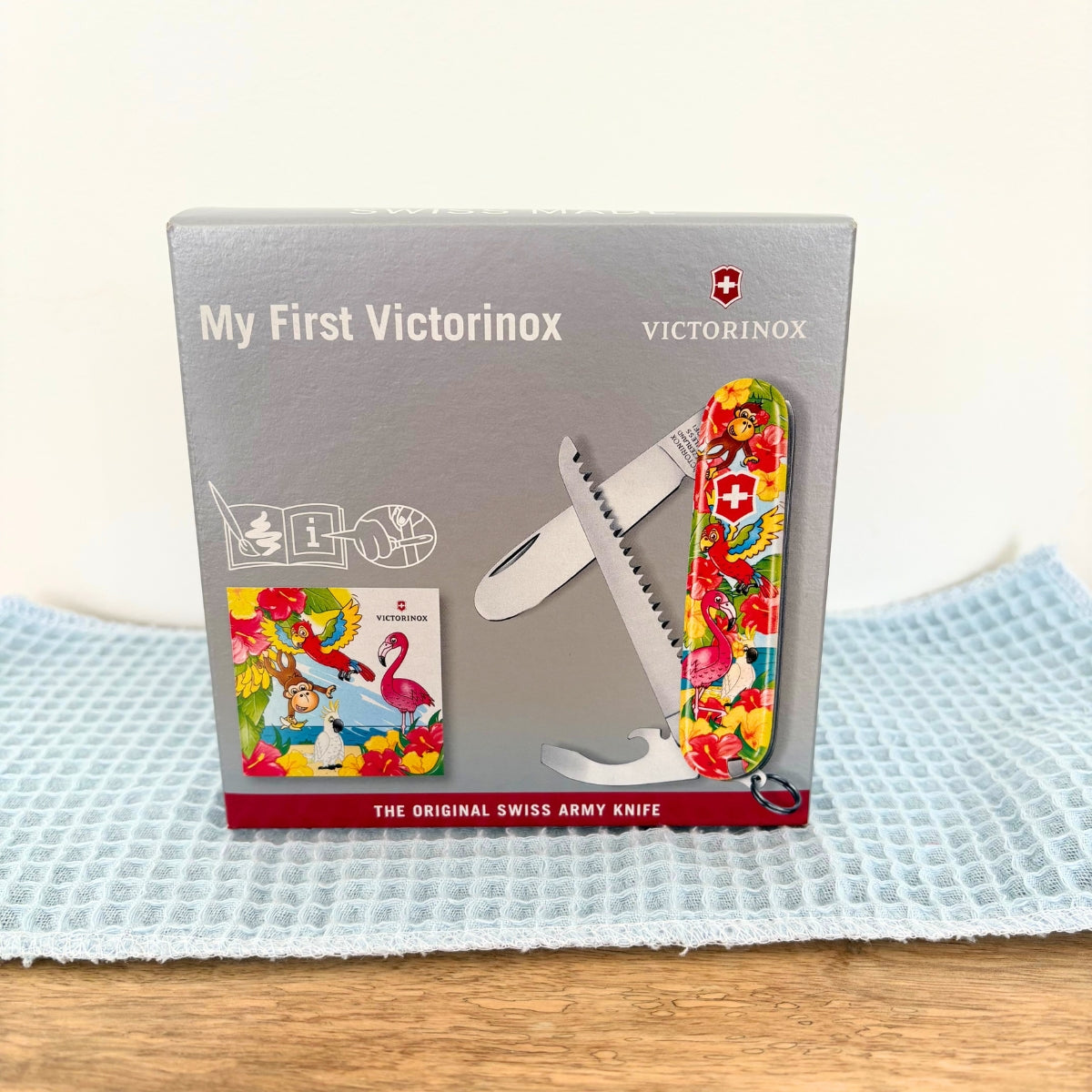 victorinox-mon-premier-couteau-suisse-animaux-exotiques image 1