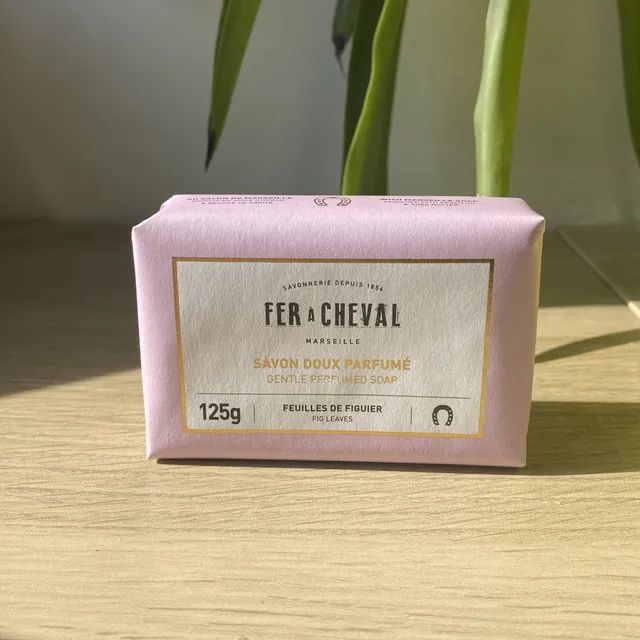 fer-cheval-savon-doux-feuilles-de-figuier-125-g image 1