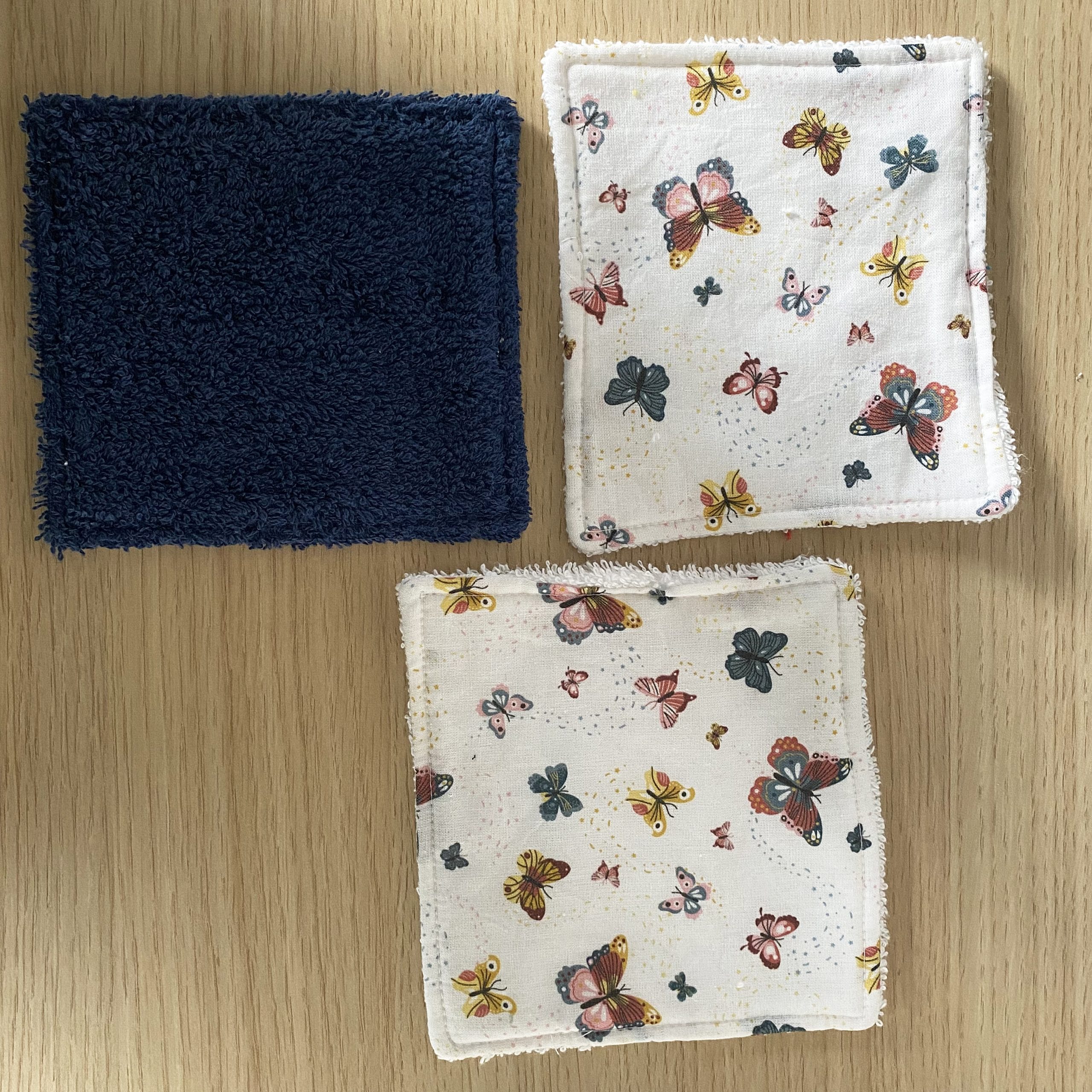 mes-courses-en-vrac-cotons-kit-naissance-papillon-cape-bavoir image 6