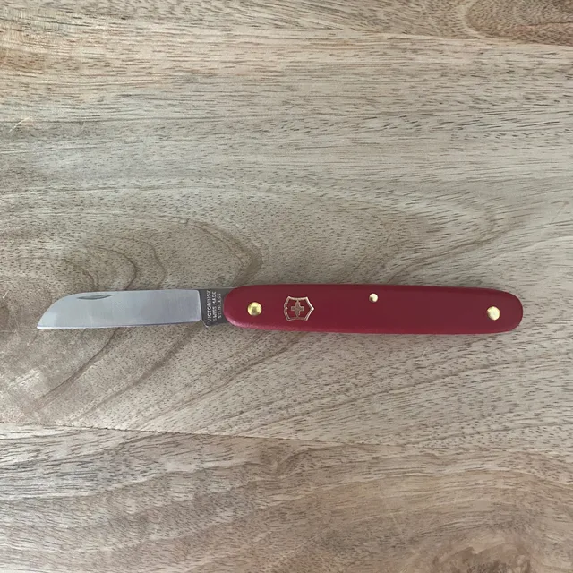 victorinox-couteau-suisse-jardin-pliant-lame-droite-10-cm image 1