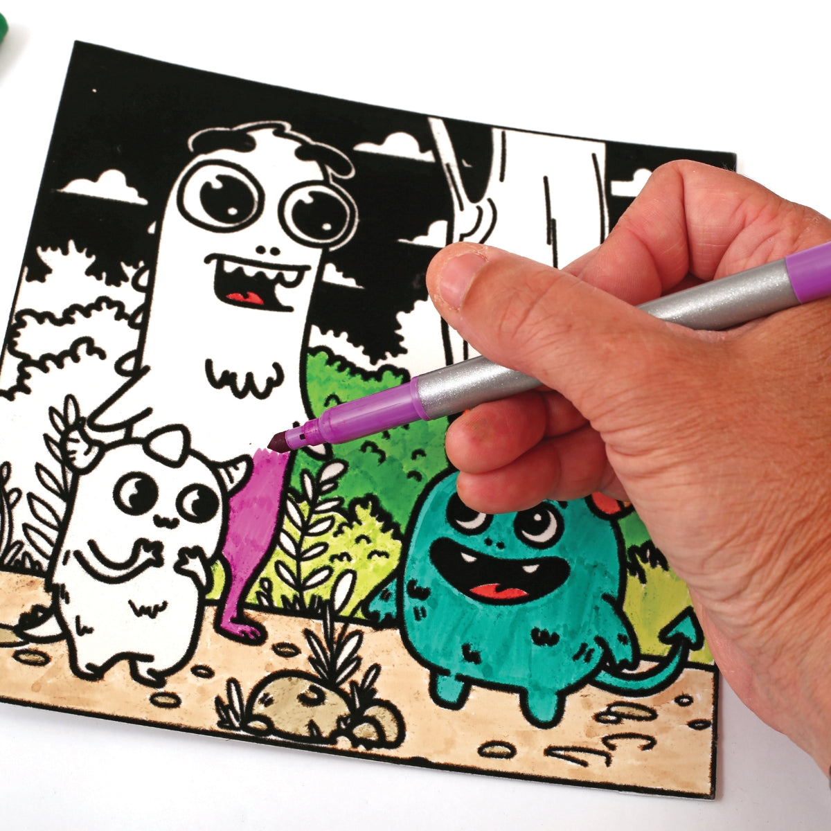 mes-courses-en-vrac-dessins-et-coloriages-monstres-coloriage-velours-enfants image 3