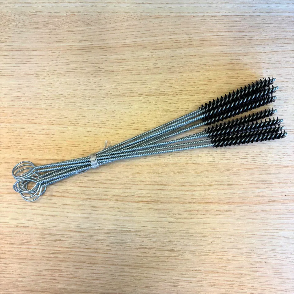 mes-courses-en-vrac-cheveux-goupillon-tire-cheveux-lavabo-25-cm image 1