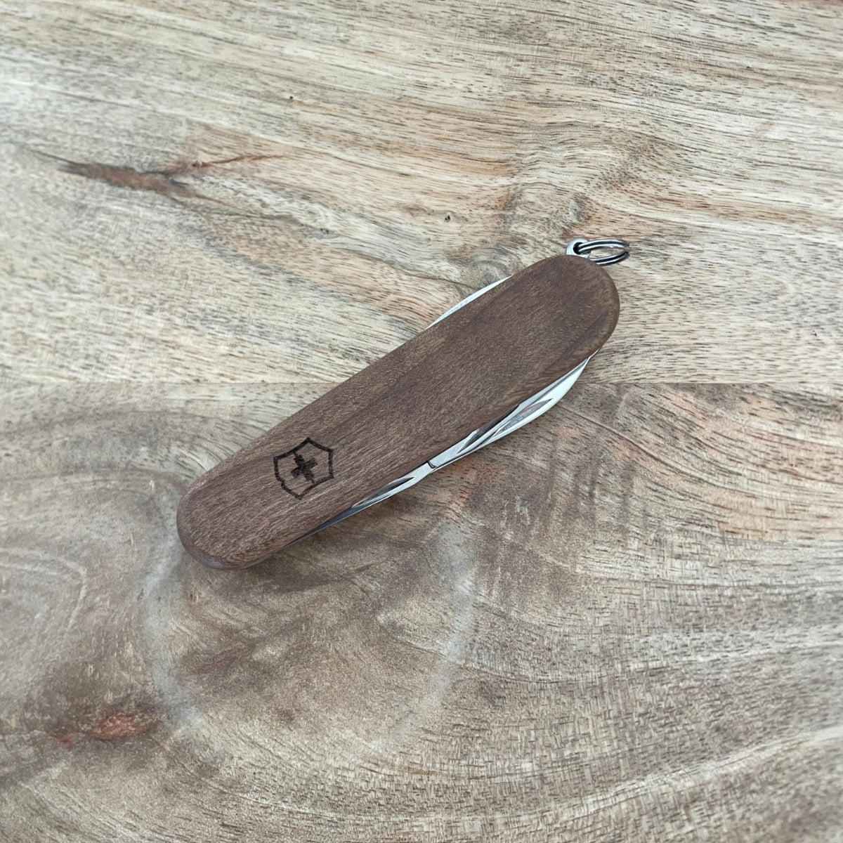 victorinox-spartan-wood-couteau-suisse-bois-91-mm image 3