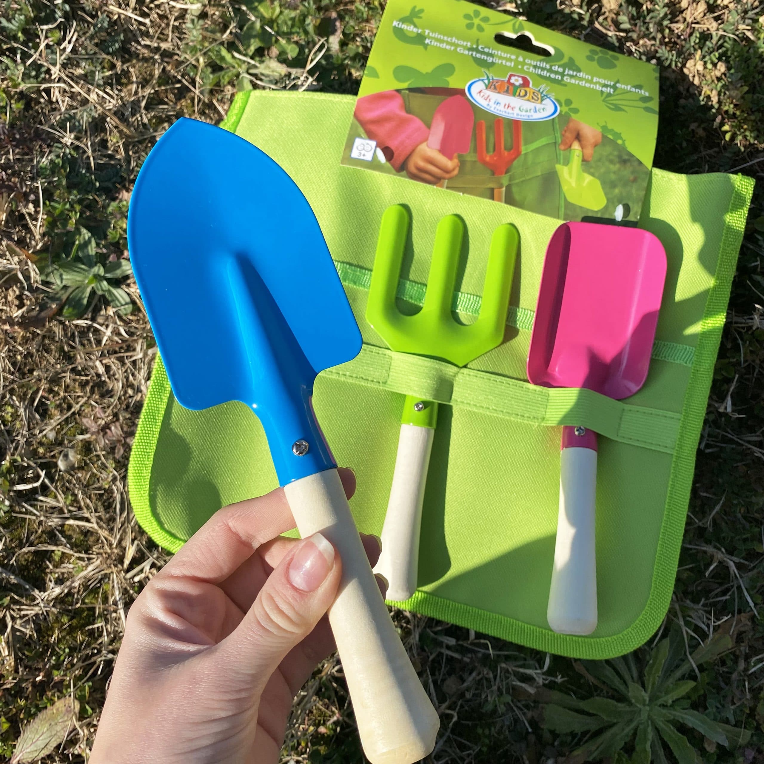 esschert-design-tablier-outils-jardin-enfant-3-pi-ces image 2