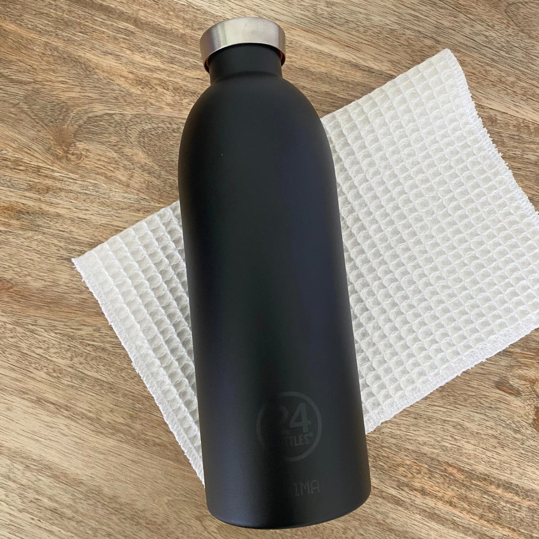 24bottles-clima-850-ml-gourde-isotherme-tuxedo-inox image 2