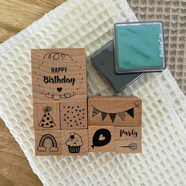 kit-set-11-tampons-bois-happy-birthday-carte-anniversaire image 1