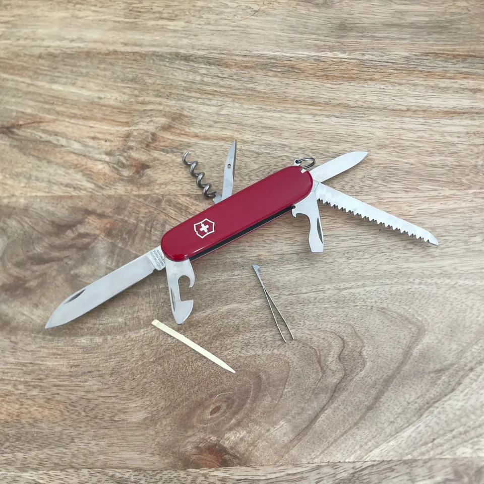victorinox-camper-couteau-suisse-rouge-91-mm-13-fonctions image 1