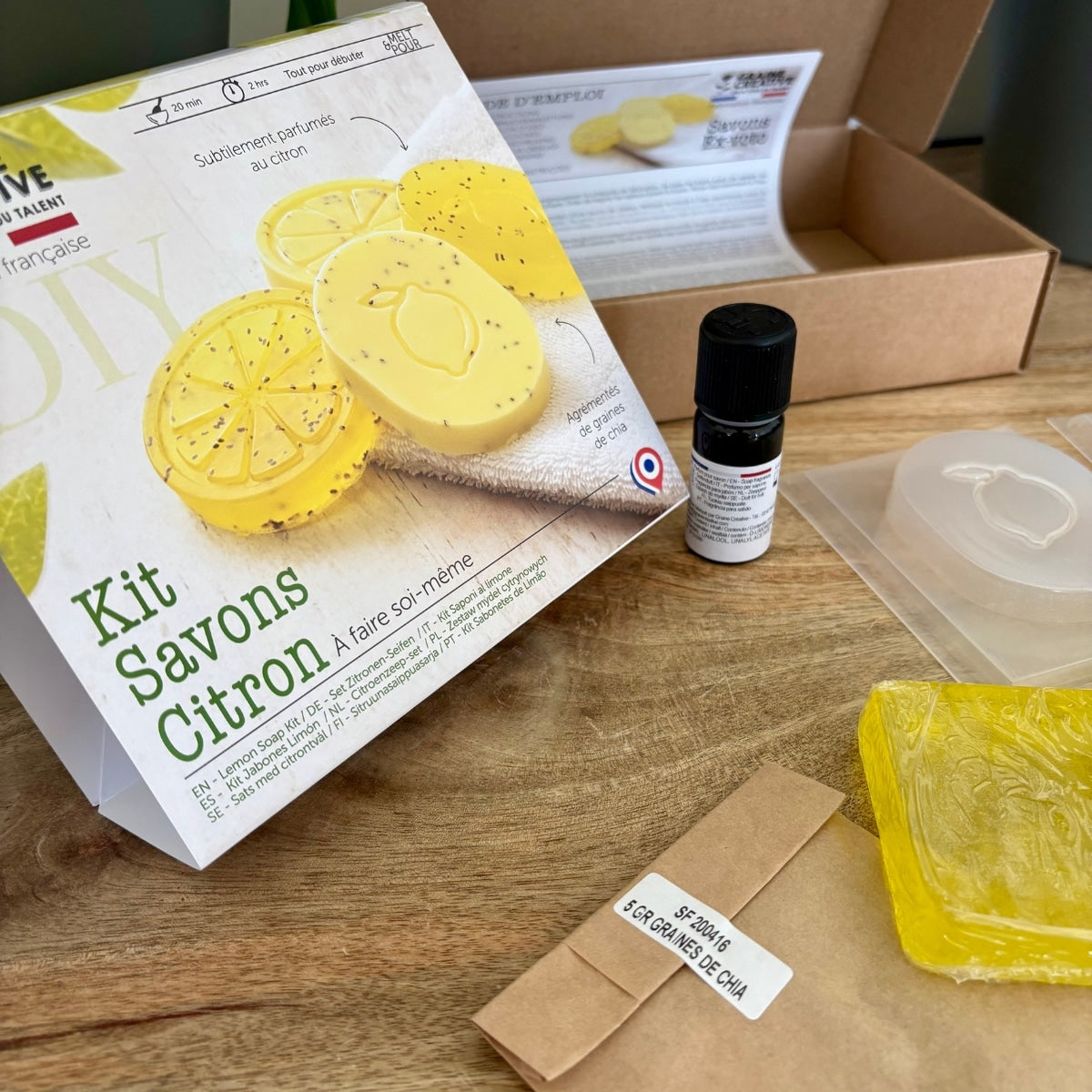 graine-cr-ative-kit-savon-citron-coffret-diy-moules image 3