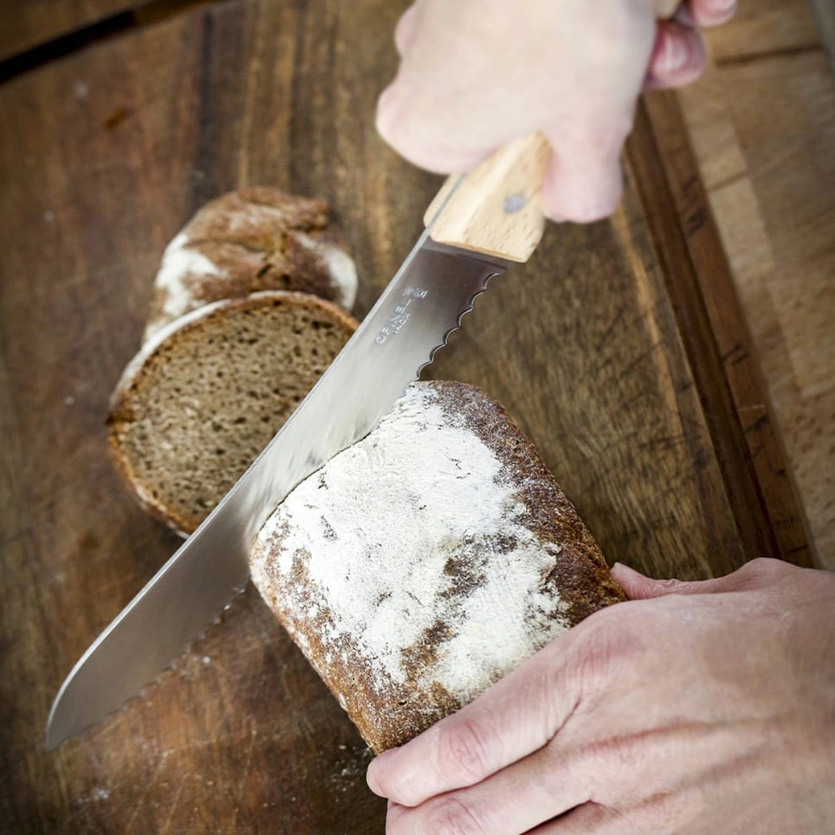 opinel-n-116-couteau-pain-lame-dent-e-cuisine image 5
