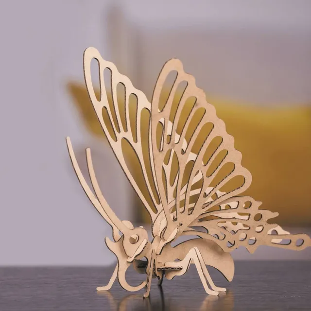 maquette-3d-carton-papillon-kit-cr-atif-enfants-15x15-cm image 1