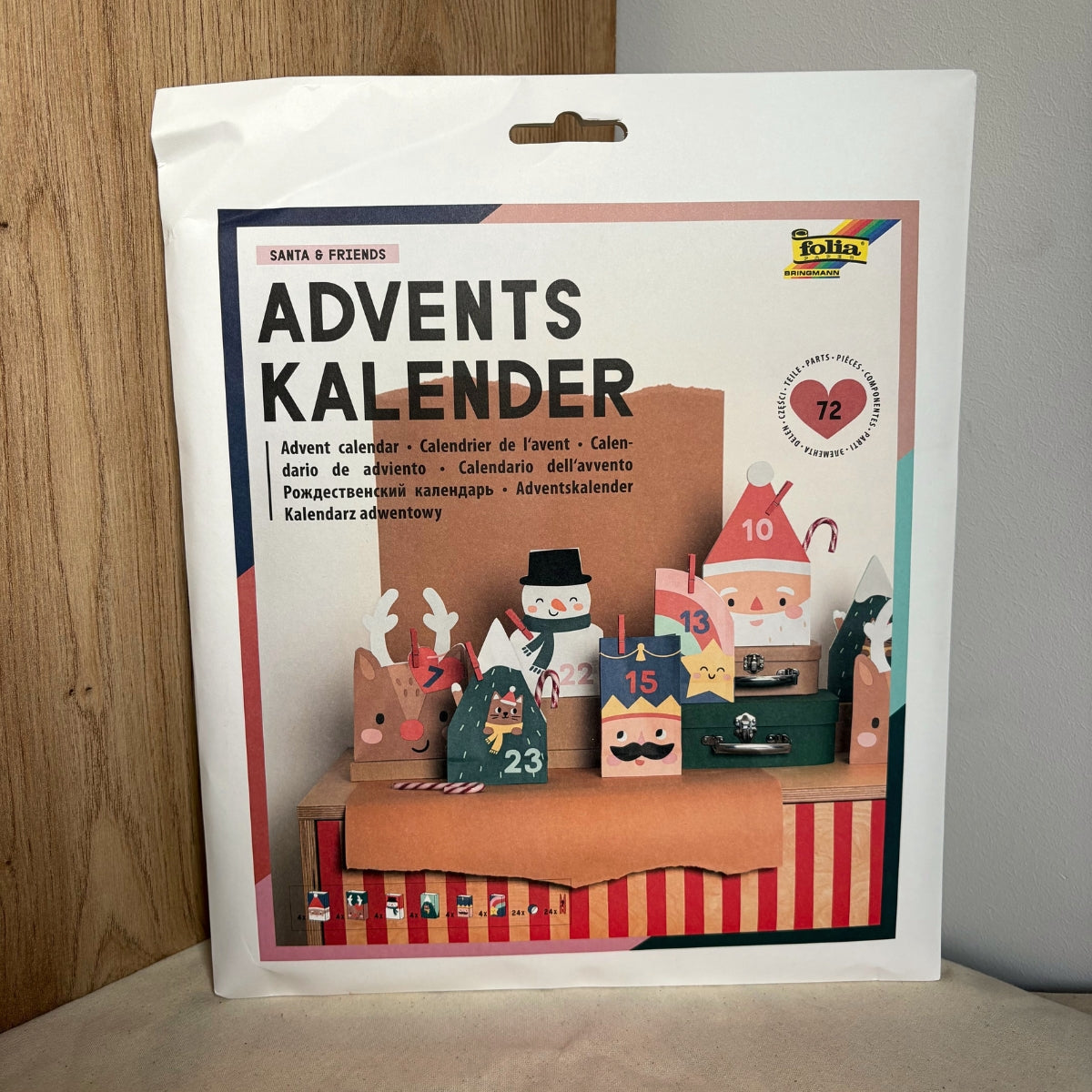 santa-friends-kit-calendrier-de-l-avent-faire-soi-m-me image 2