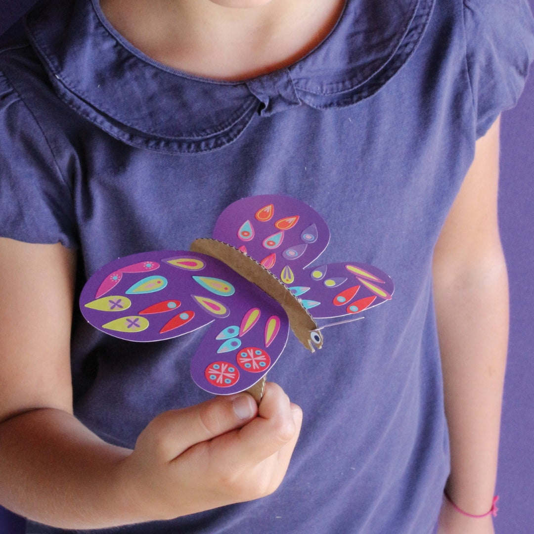 kit-cr-atif-6-papillons-carton-construire-stickers-enfant image 1