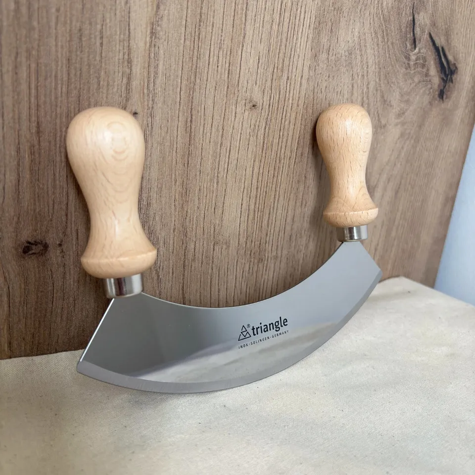 hachoir-berceuse-triangle-18-cm-inox-h-tre-coupe-pro image 1